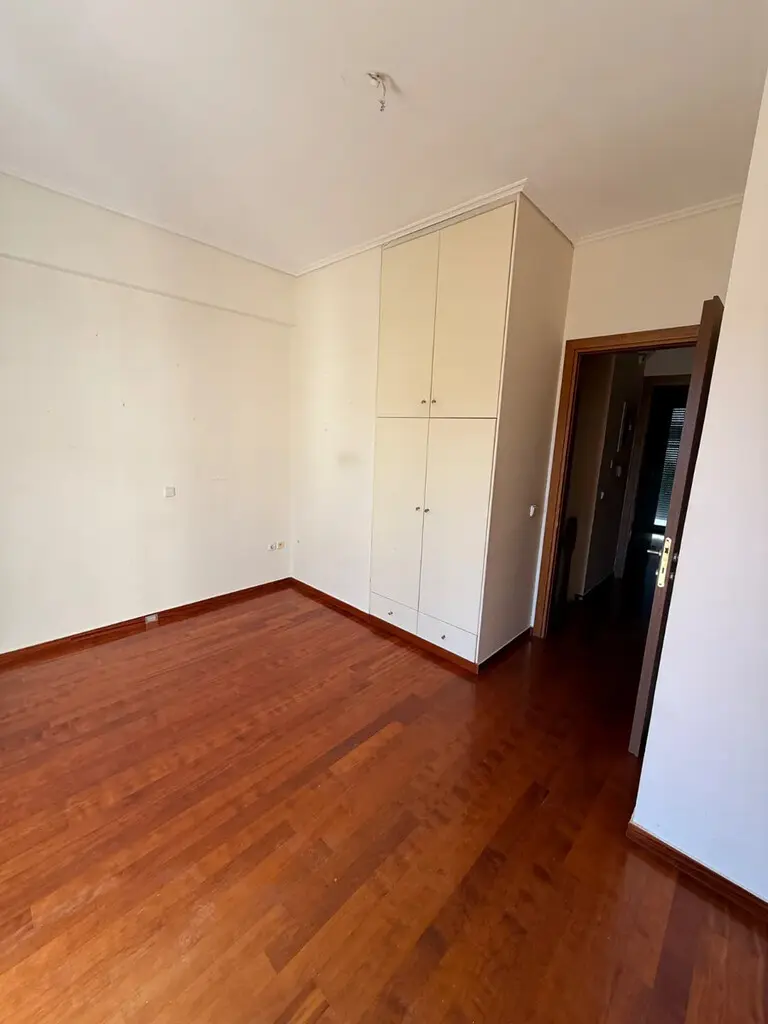 3-bedroom Maisonette In Voula, Greece (150 M²)