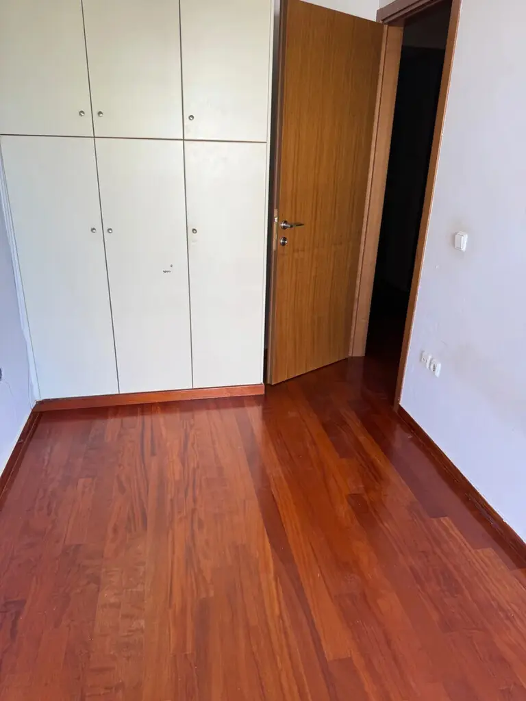 3-bedroom Maisonette In Voula, Greece (150 M²)