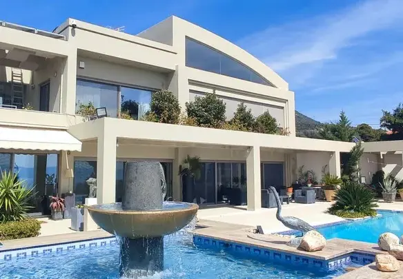 Villa In Eretria, Greece (390 M²)