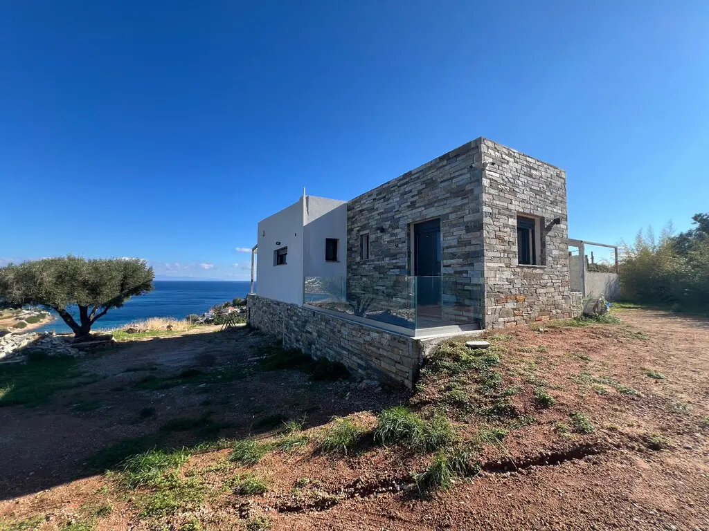 Villa Of 175 M² In Attica