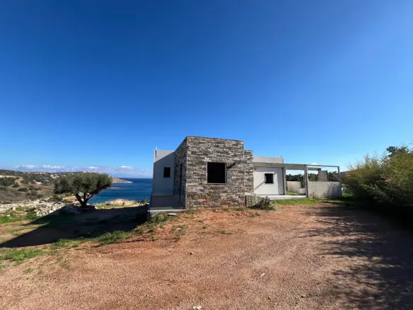 4-bedroom Villa In Keratea, Greece (175 M²)
