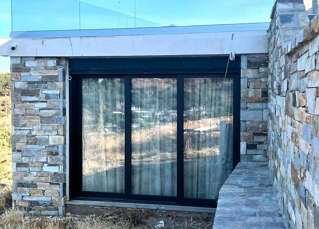 Villa Of 175 M² In Attica