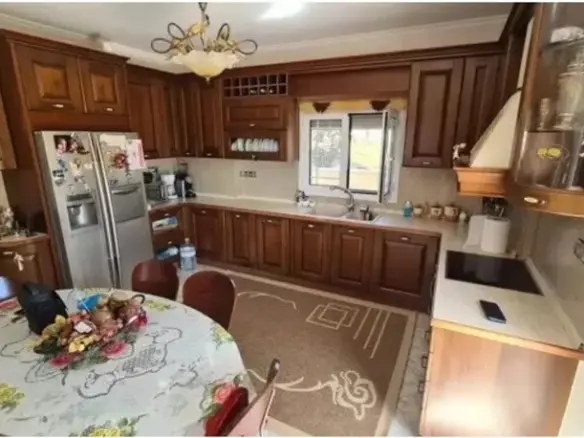 6-bedroom Villa In Megara, Greece (380 M²)