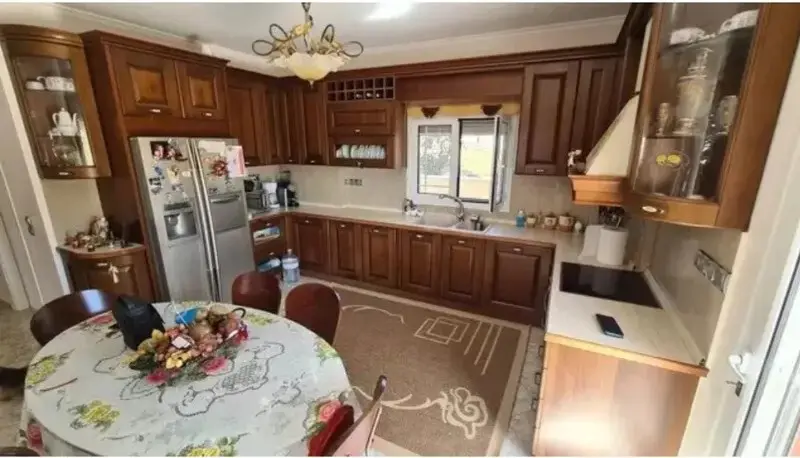 Villa Of 380 M² In Attica