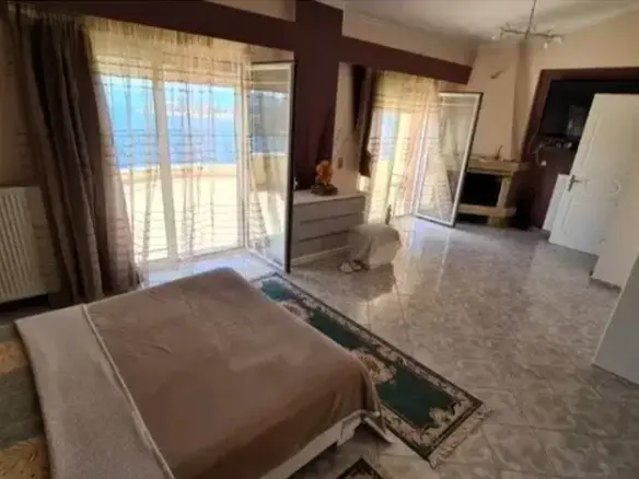 6-bedroom Villa In Megara, Greece (380 M²)