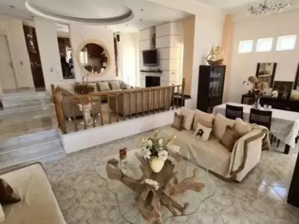 6-bedroom Villa In Megara, Greece (380 M²)