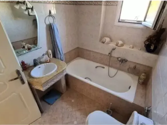 6-bedroom Villa In Megara, Greece (380 M²)
