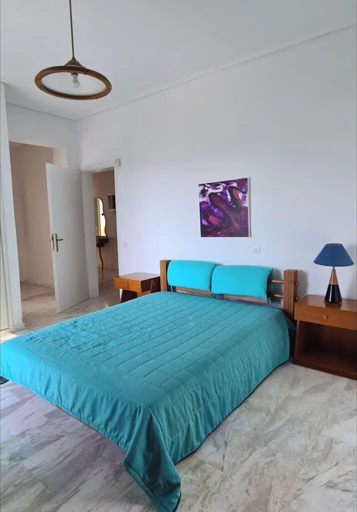 Villa Of 480 M² In Central Greece