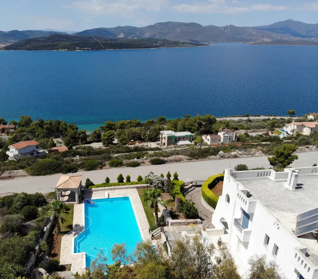5-bedroom Villa In Malesina, Greece (480 M²)