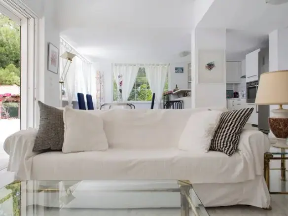 4-bedroom Villa In Sounio, Greece (204 M²)
