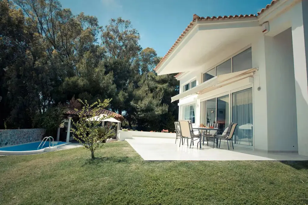 Villa Of 204 M² In Attica