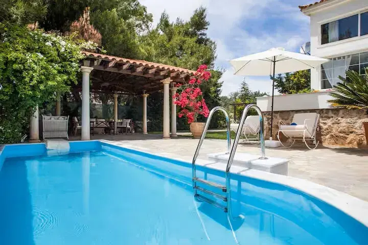 Villa Of 204 M² In Attica