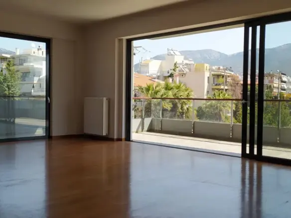 3-bedroom Flat In Glyfada, Greece (131 M²)