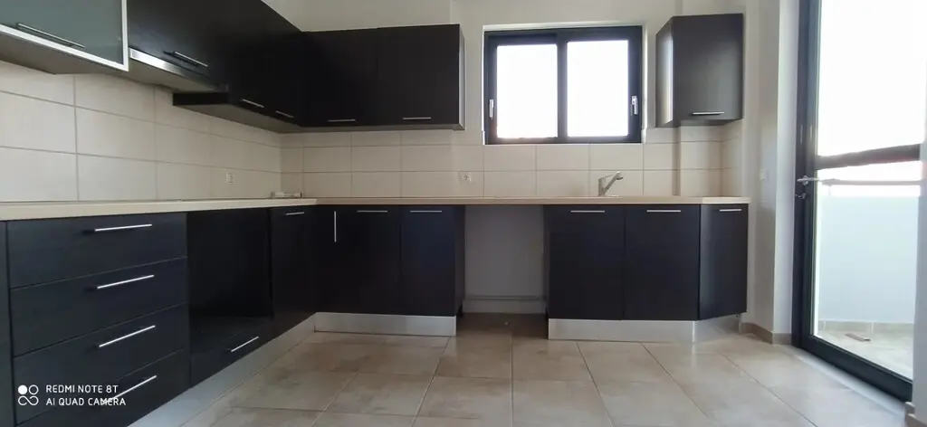 Flat Of 131 M² In Athens