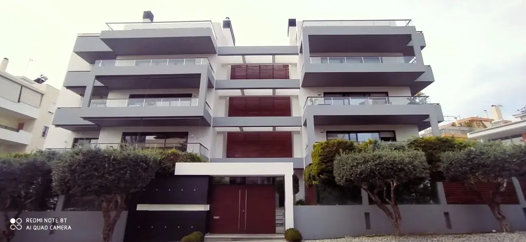 Flat Of 131 M² In Athens