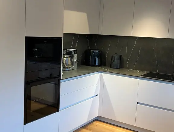 4-bedroom Maisonette In Voula, Greece (187 M²)