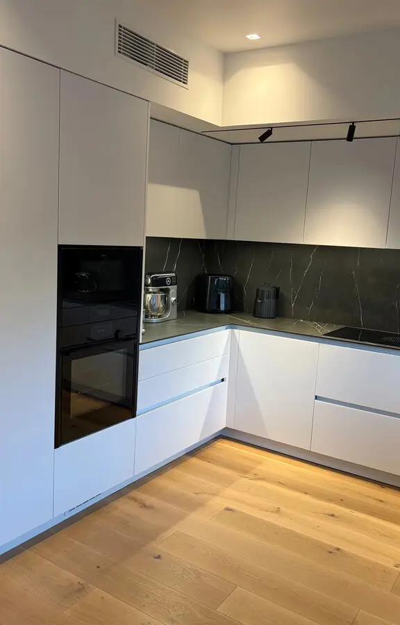 4-bedroom Maisonette In Voula, Greece (187 M²)
