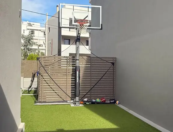 4-bedroom Maisonette In Voula, Greece (187 M²)