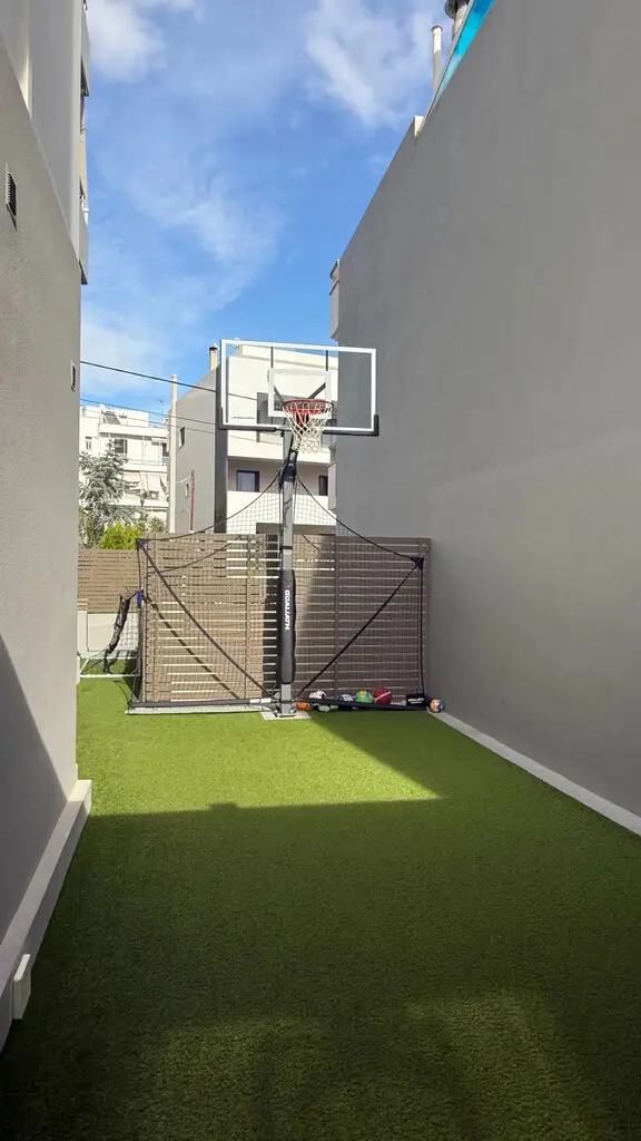 Maisonette Of 187 M² With In Athens