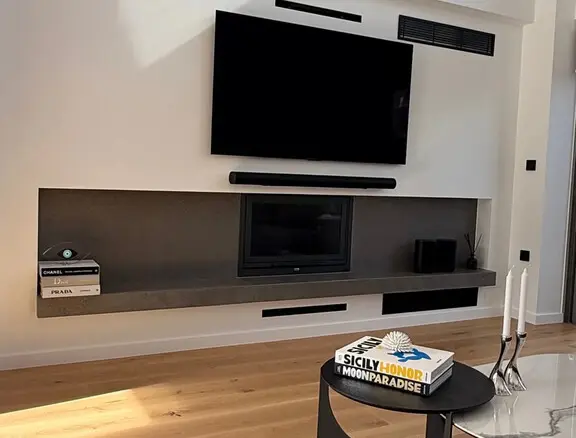 4-bedroom Maisonette In Voula, Greece (187 M²)