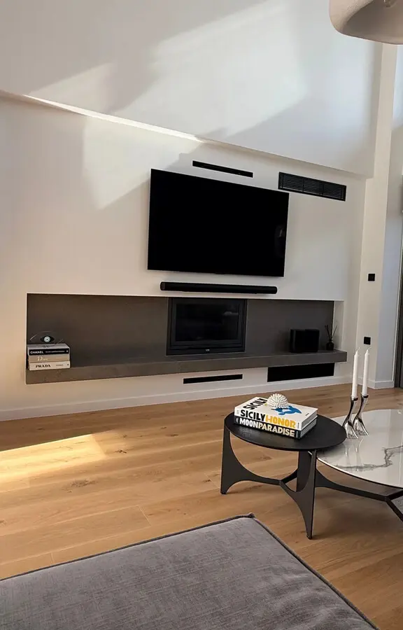 4-bedroom Maisonette In Voula, Greece (187 M²)