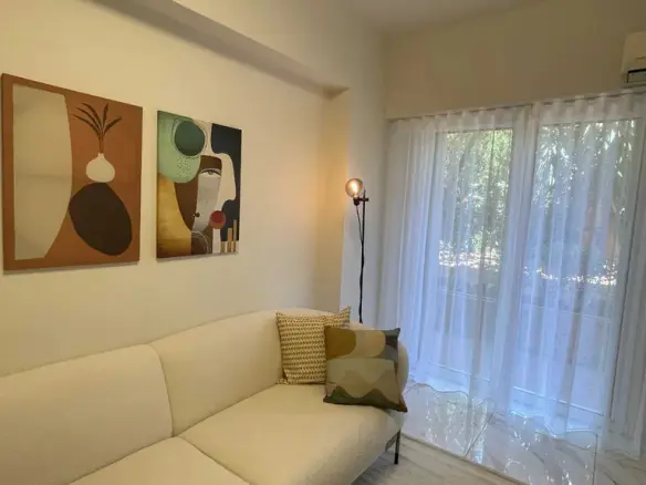 Flat Of 55 M² In Athens