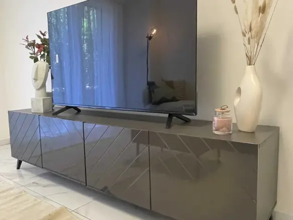 1-bedroom Flat In Glyfada, Greece (55 M²)
