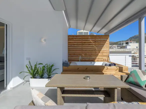 1-bedroom Flat In Glyfada, Greece (20 M²)