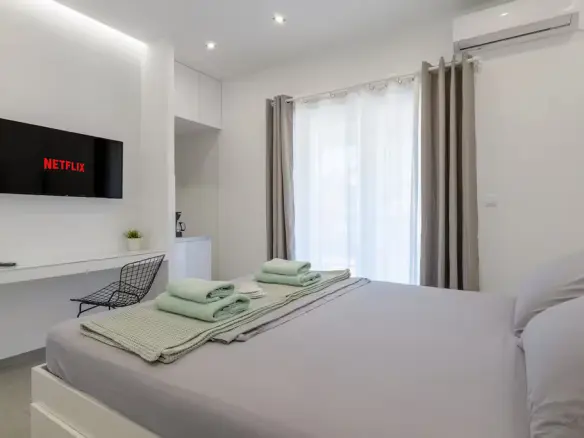 1-bedroom Flat In Glyfada, Greece (20 M²)