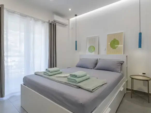 1-bedroom Flat In Glyfada, Greece (20 M²)