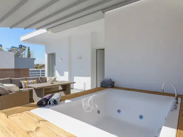 Flat Of 20 M² In Athens