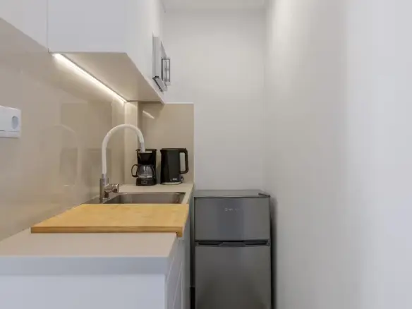 1-bedroom Flat In Glyfada, Greece (20 M²)