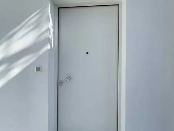 1-bedroom Flat In Glyfada, Greece (55 M²)