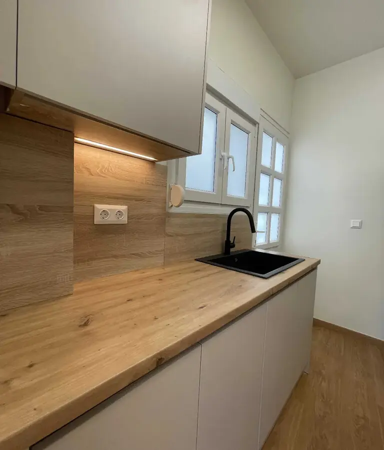 Flat Of 55 M² In Athens