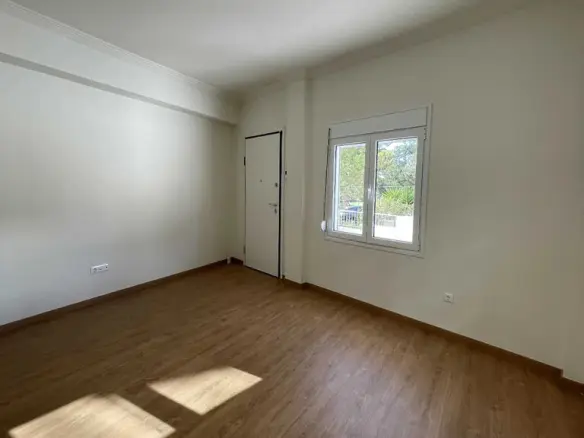 1-bedroom Flat In Glyfada, Greece (55 M²)