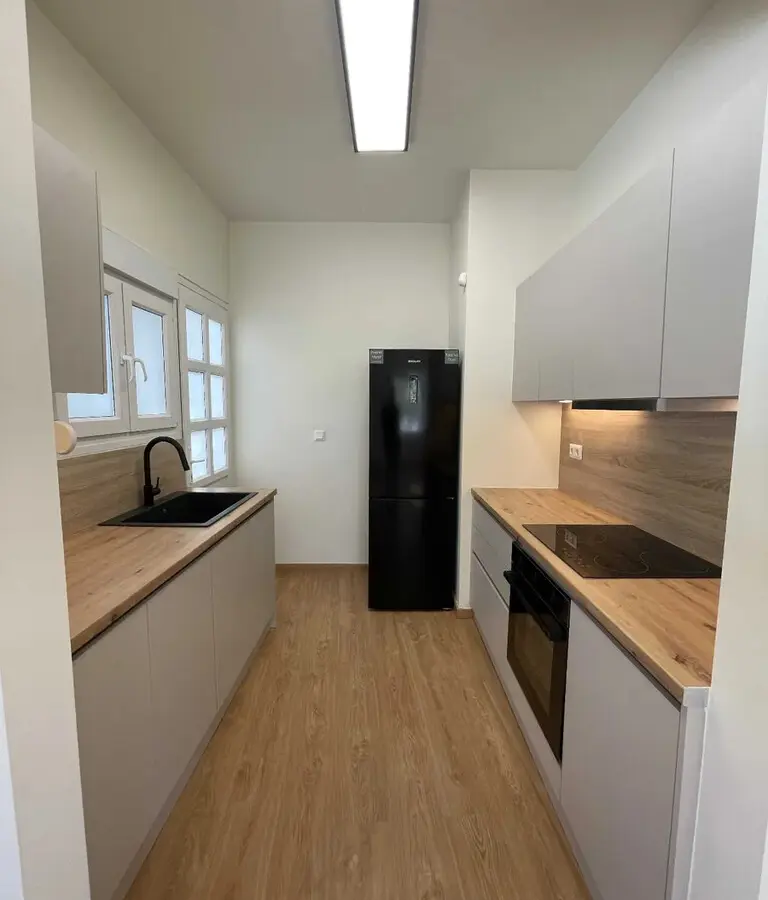 Flat Of 55 M² In Athens