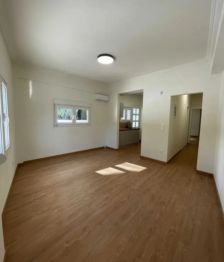 Flat Of 55 M² In Athens
