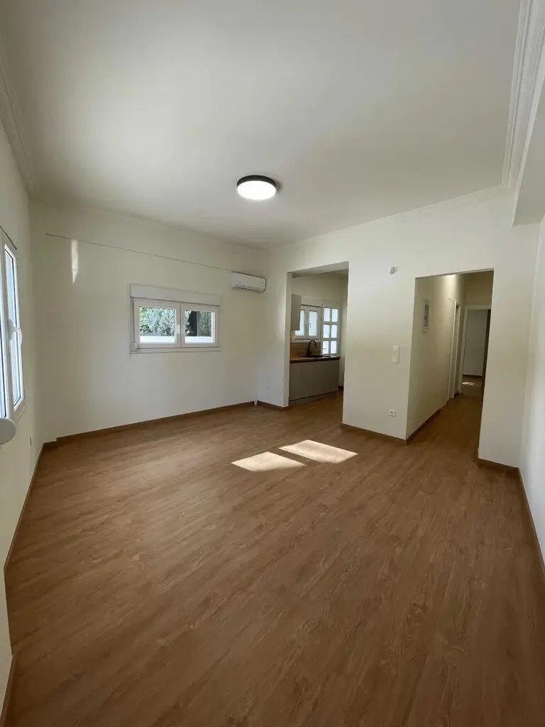 Flat Of 55 M² In Athens