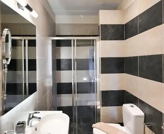 4-bedroom Villa In Lefkada, Greece (200 M²)