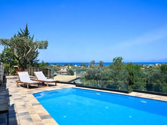 4-bedroom Villa In Lefkada, Greece (200 M²)