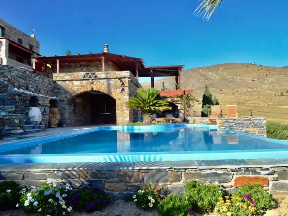 6-bedroom Villa In Kea, Greece (350 M²)