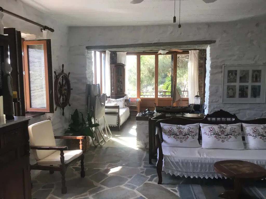 Villa Of 350 M² In Cyclades