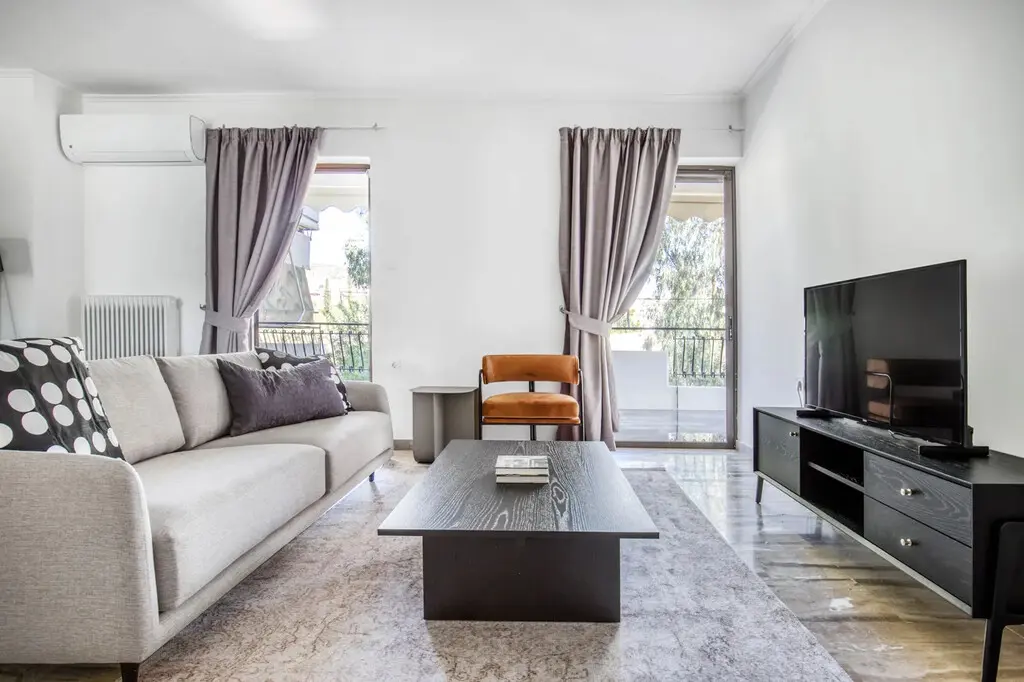 Flat Of 130 M² In Athens