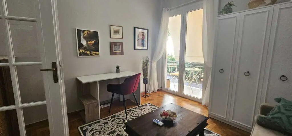 Flat Of 55 M² In Athens