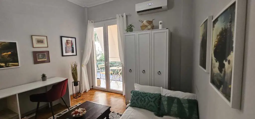 Flat Of 55 M² In Athens
