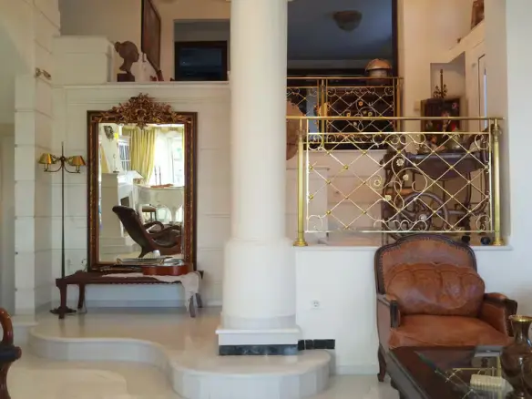 Villa In Panorama, Greece (470 M²)