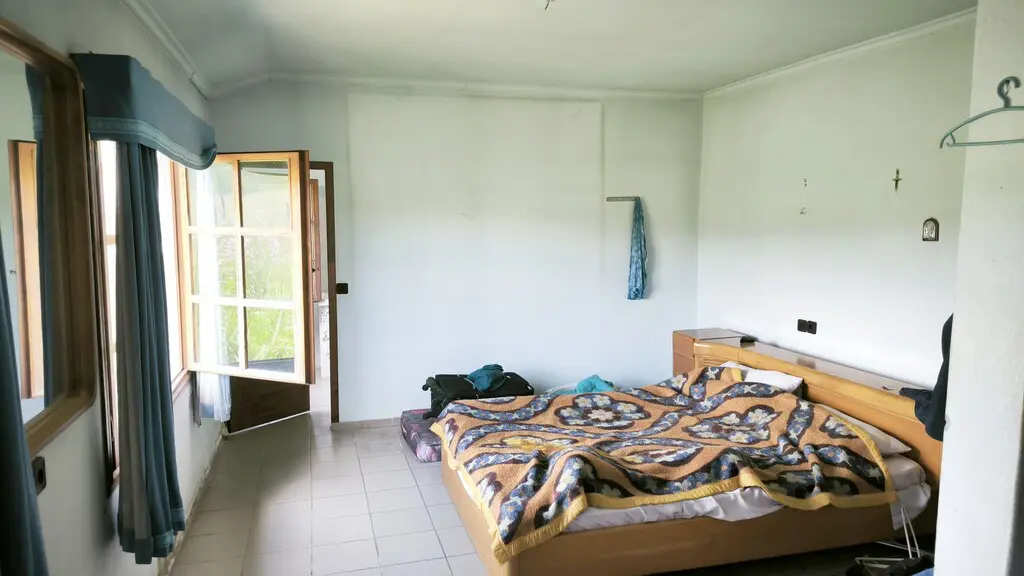 Detached House Of 320 M² With Olympic Coast In Olympic Coast