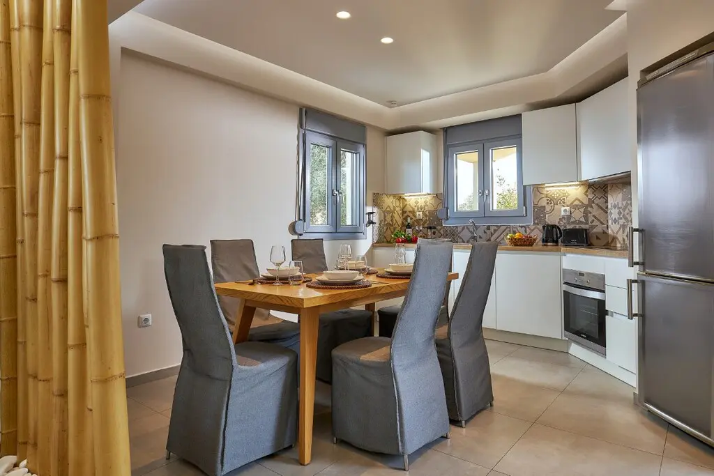 Villa Of 104 M² In Crete