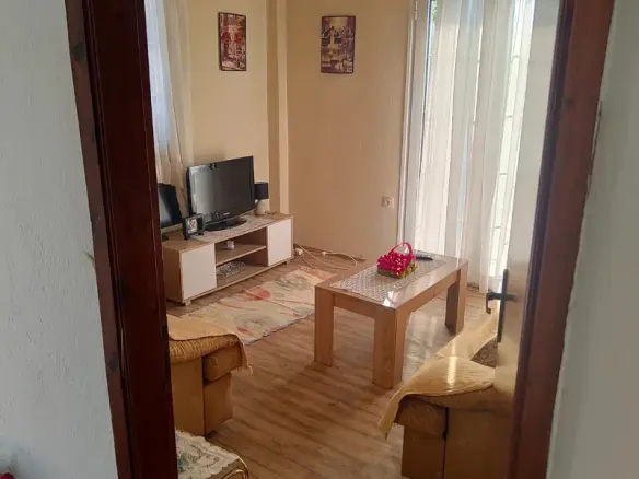 2-bedroom Detached House In Vertiskos, Greece (65 M²)