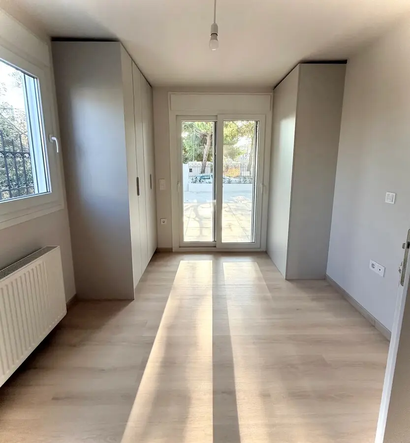 2-bedroom Detached House In Kalivia Thorikou, Greece (78 M²)